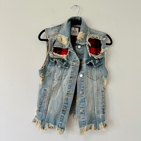 Unif Urban Outfitters Pieced Buffalo Plaid Denim Cutoff Vest Size M - Picture 2 of 6